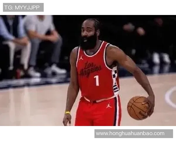 詹姆斯痛批裁判偏袒快船引发争议，哈登强势回应捍卫球队实力