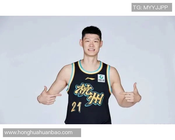 难救主！胡金秋13中8拿到18分5板 三分2中1